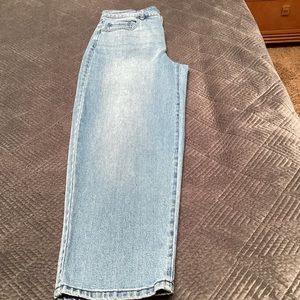 Style & Co vintage blue jeans vintage straight, size 10. 219